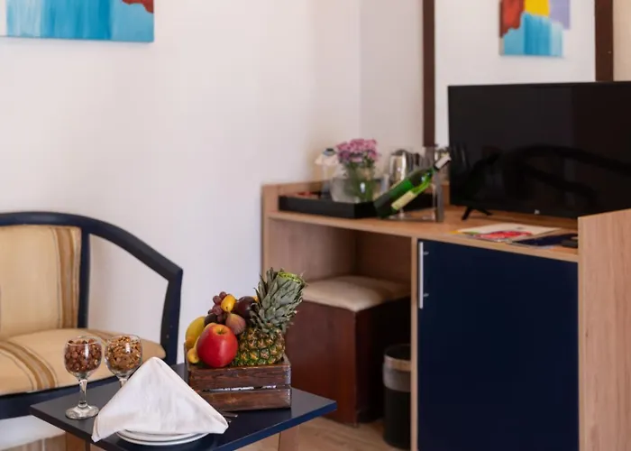 Seti Palm Families And Couples Only 4*